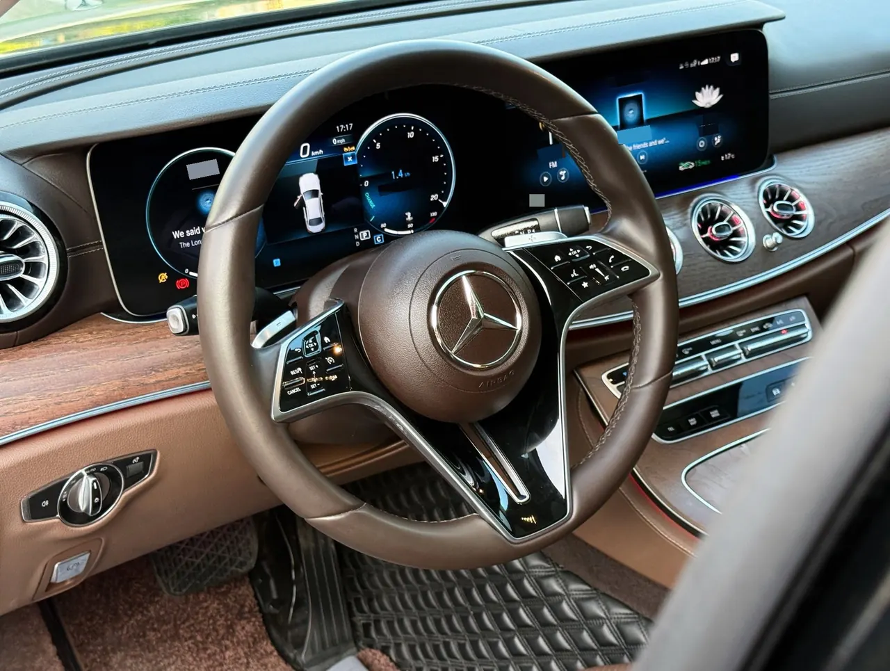 Mercedes Benz E Class 2023 E 300 L 2.0T Luxury Automatic Gear 10