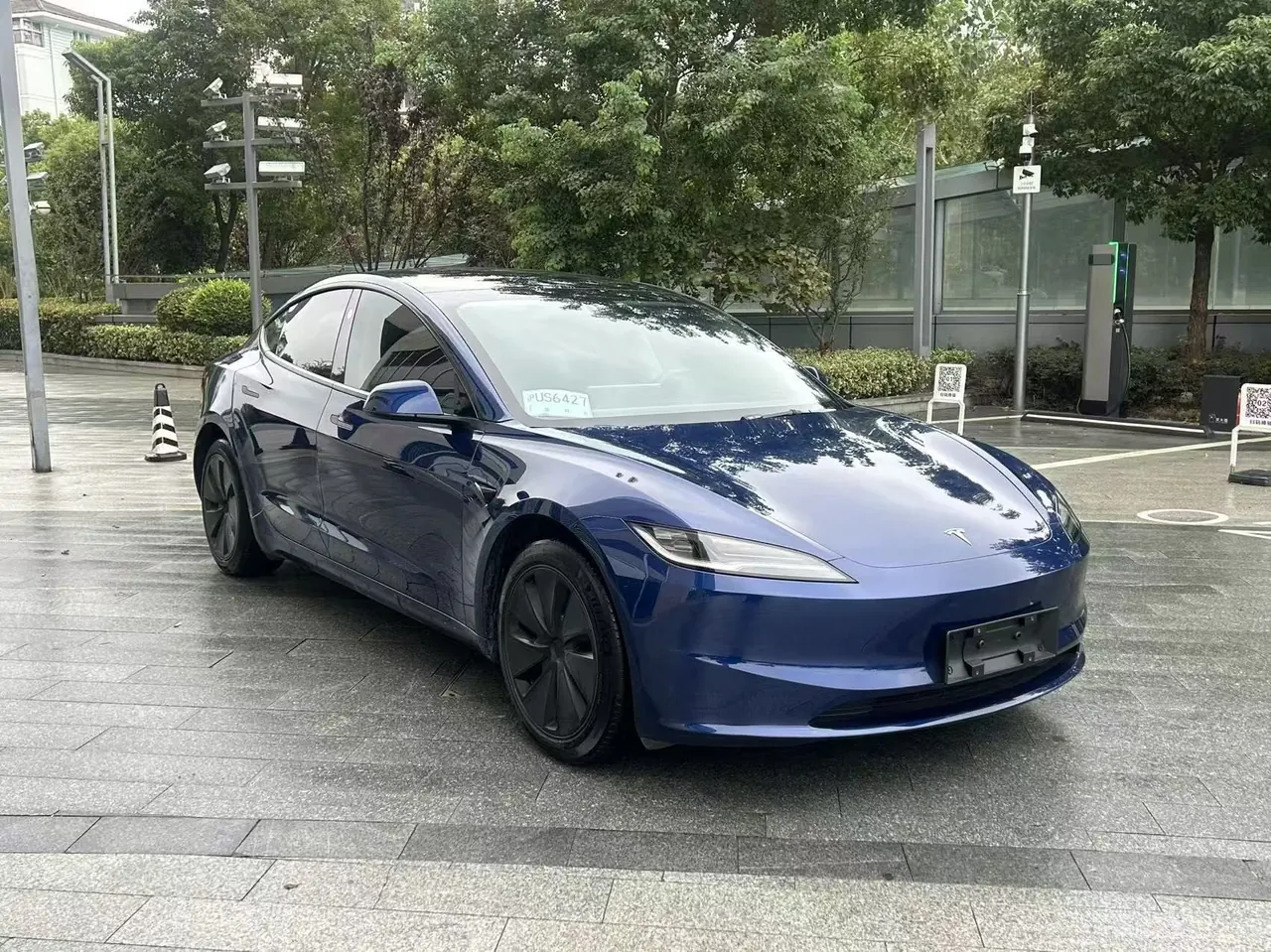Tesla 2023 Model 3 Long Endurance New Edition Dual Motor All-wheel Drive Automatic Transmission 2