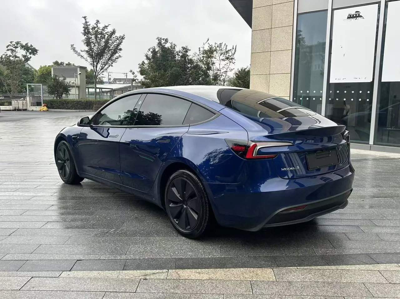 Tesla 2023 Model 3 Long Endurance New Edition Dual Motor All-wheel Drive Automatic Transmission 5
