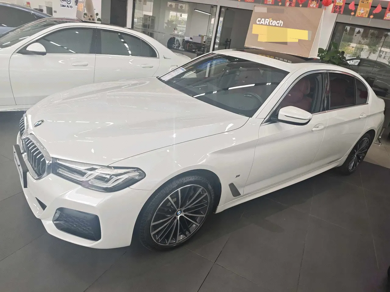 Open image lightbox: BMW 5 Series 2021 530Li 2.0T Leading M Sports Suit Automatic Gear
