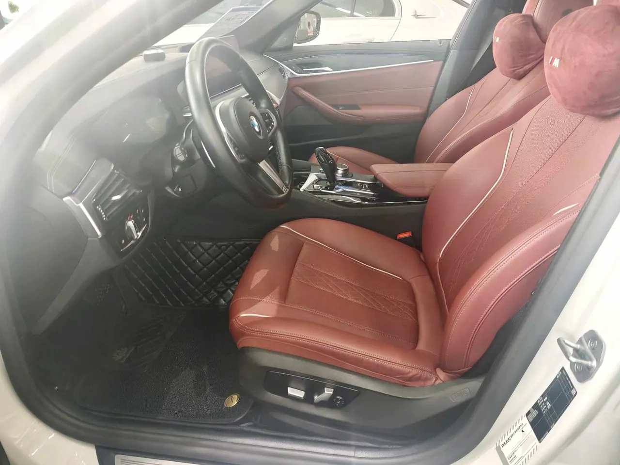 BMW 5 Series 2021 530Li 2.0T Leading M Sports Suit Automatic Gear 3
