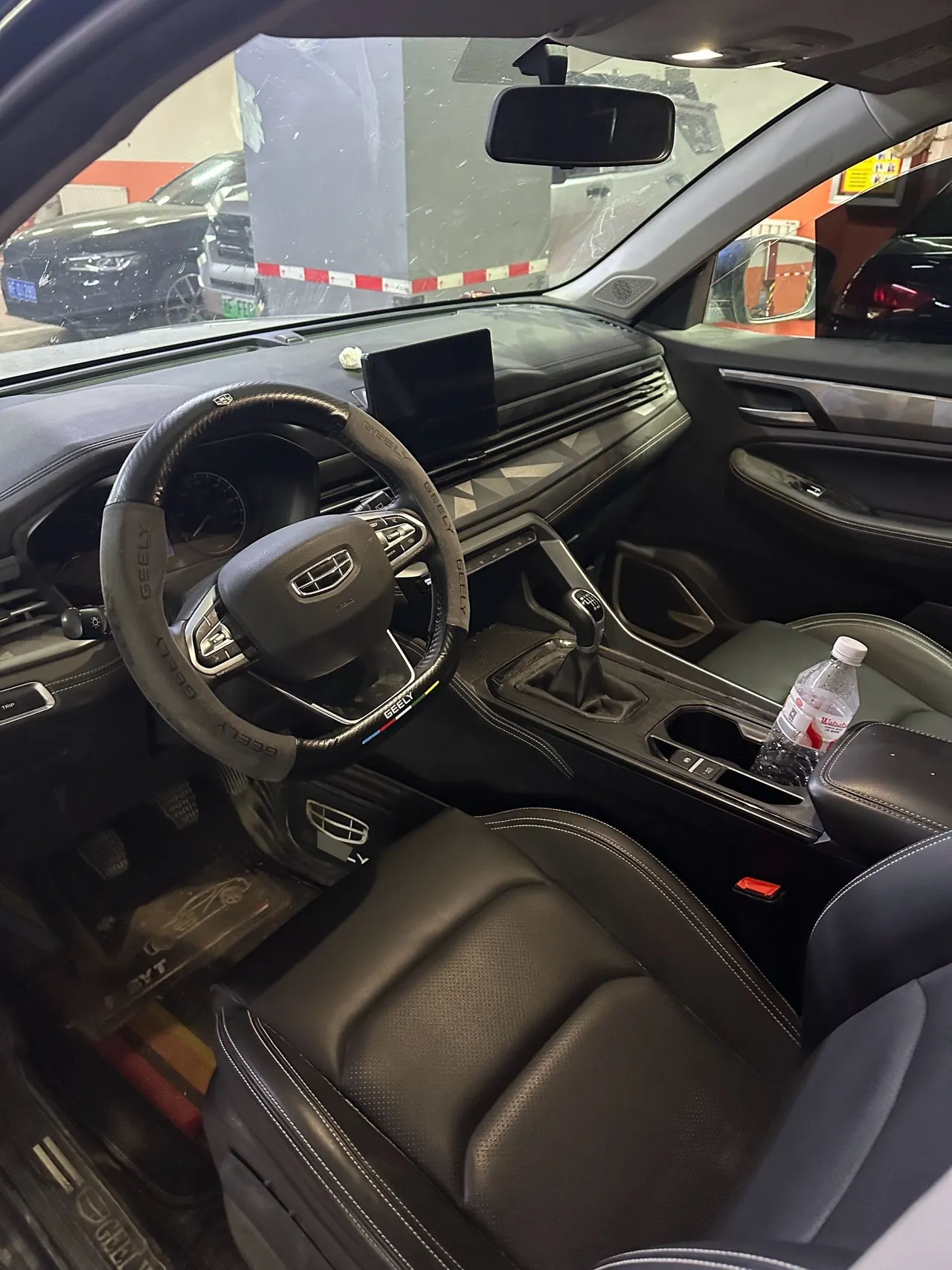 Geely Vision SUV(X6) 2021 Vision X6 Pro 1.4T Luxury Manual Gear 3