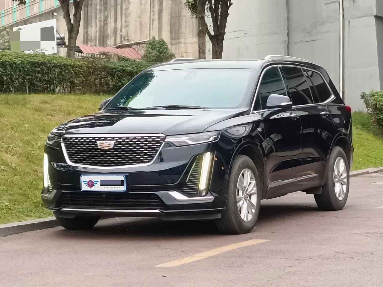 Открыть галерею: Cadillac 2022 XT6 48V 2.0T 6-seat four-wheel drive luxury automatic gear