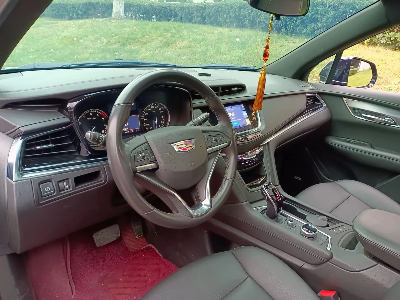 Cadillac 2022 XT6 48V 2.0T 6-seat four-wheel drive luxury automatic gear 4