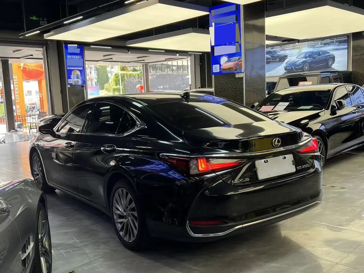 Lexus ES (Imported) 2022 ES200 2.0 Stepless Premium Edition Automatic Gear 6