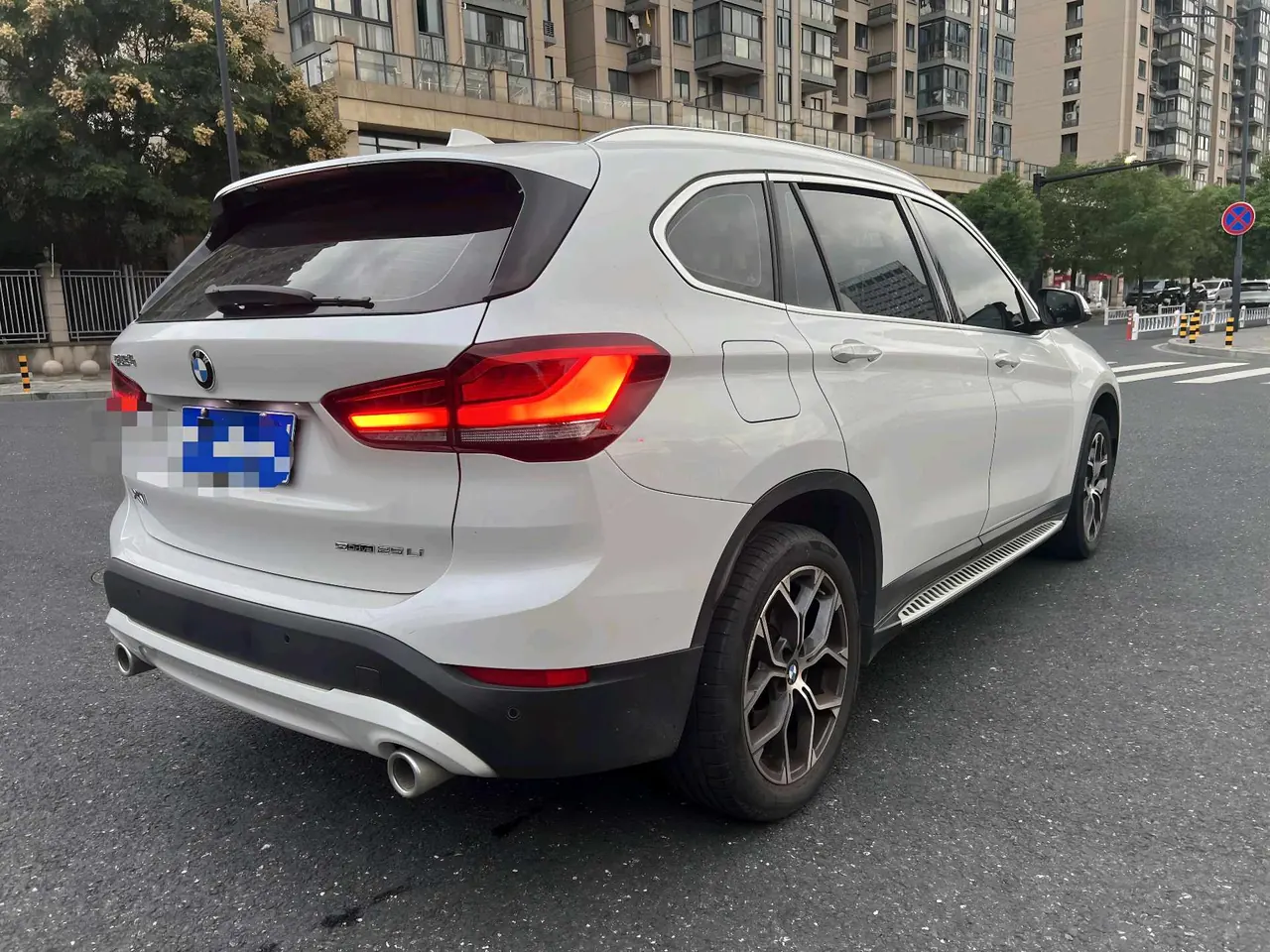 BMW 2021 X1 sDrive25Li 2.0T Leading Automatic Gear 6