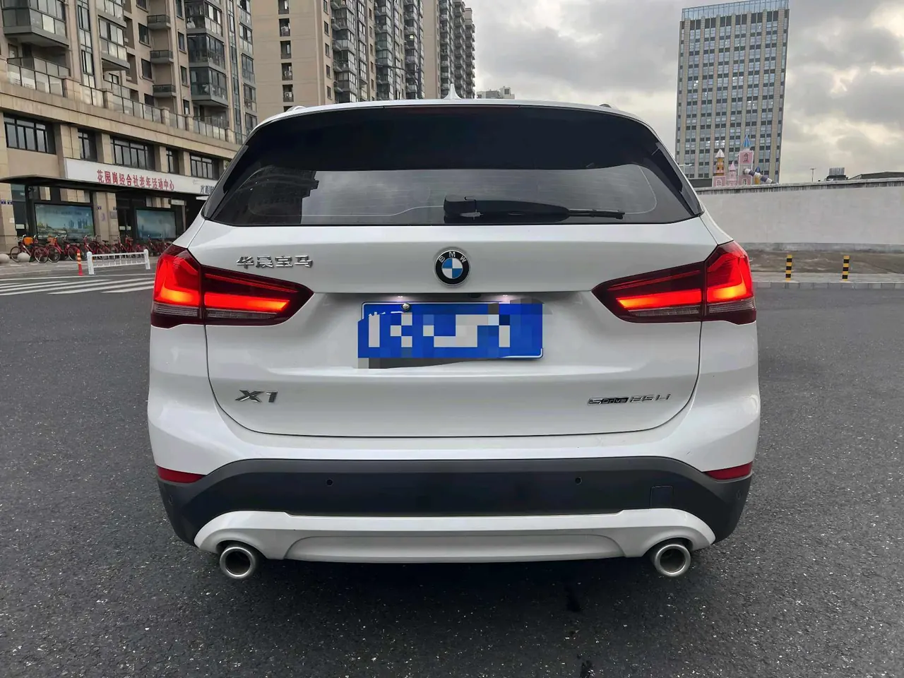 BMW 2021 X1 sDrive25Li 2.0T Leading Automatic Gear 8