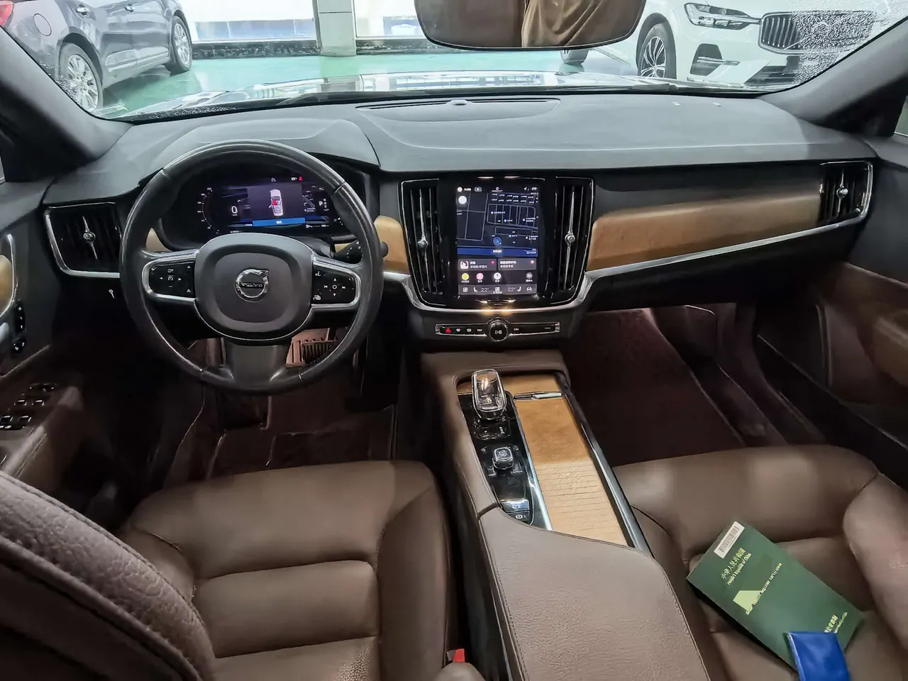 Volvo 2022 S90 2.0T B5 Zhiyi Deluxe Edition Automatic Gear 3