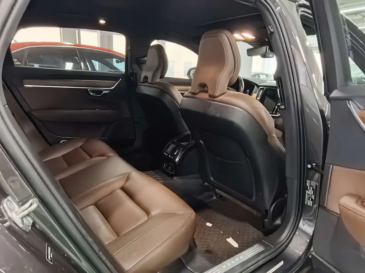 Volvo 2022 S90 2.0T B5 Zhiyi Deluxe Edition Automatic Gear 4