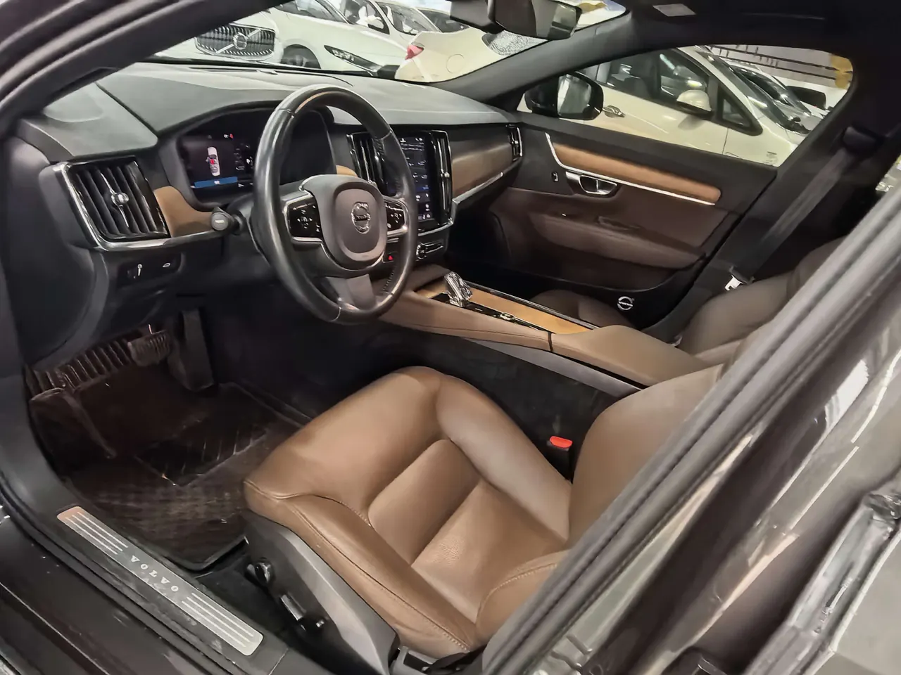Volvo 2022 S90 2.0T B5 Zhiyi Deluxe Edition Automatic Gear 6