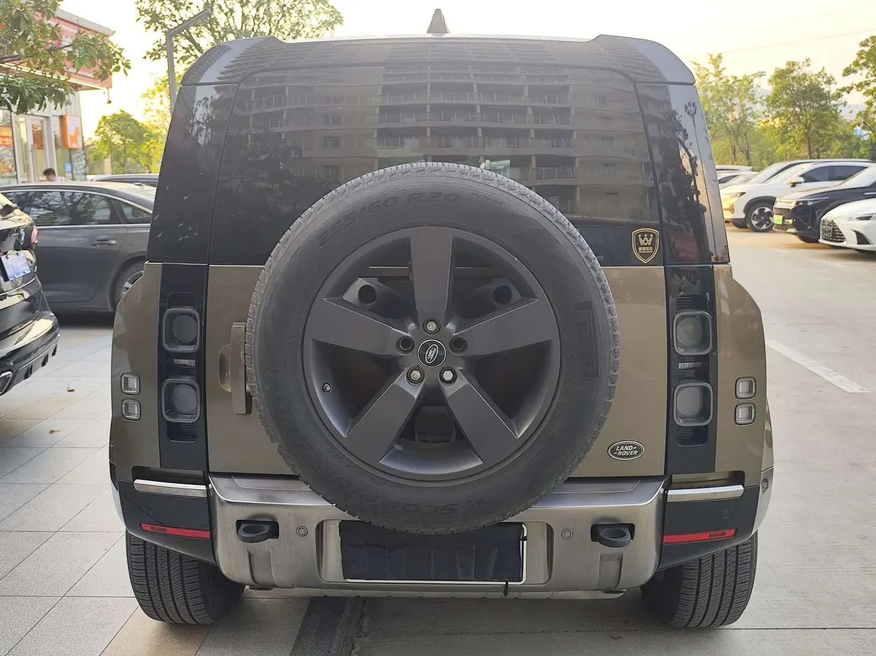 Land Rover Guard (Imported) 2020 Guard 110 3.0T X P400 Automatic Gear 8