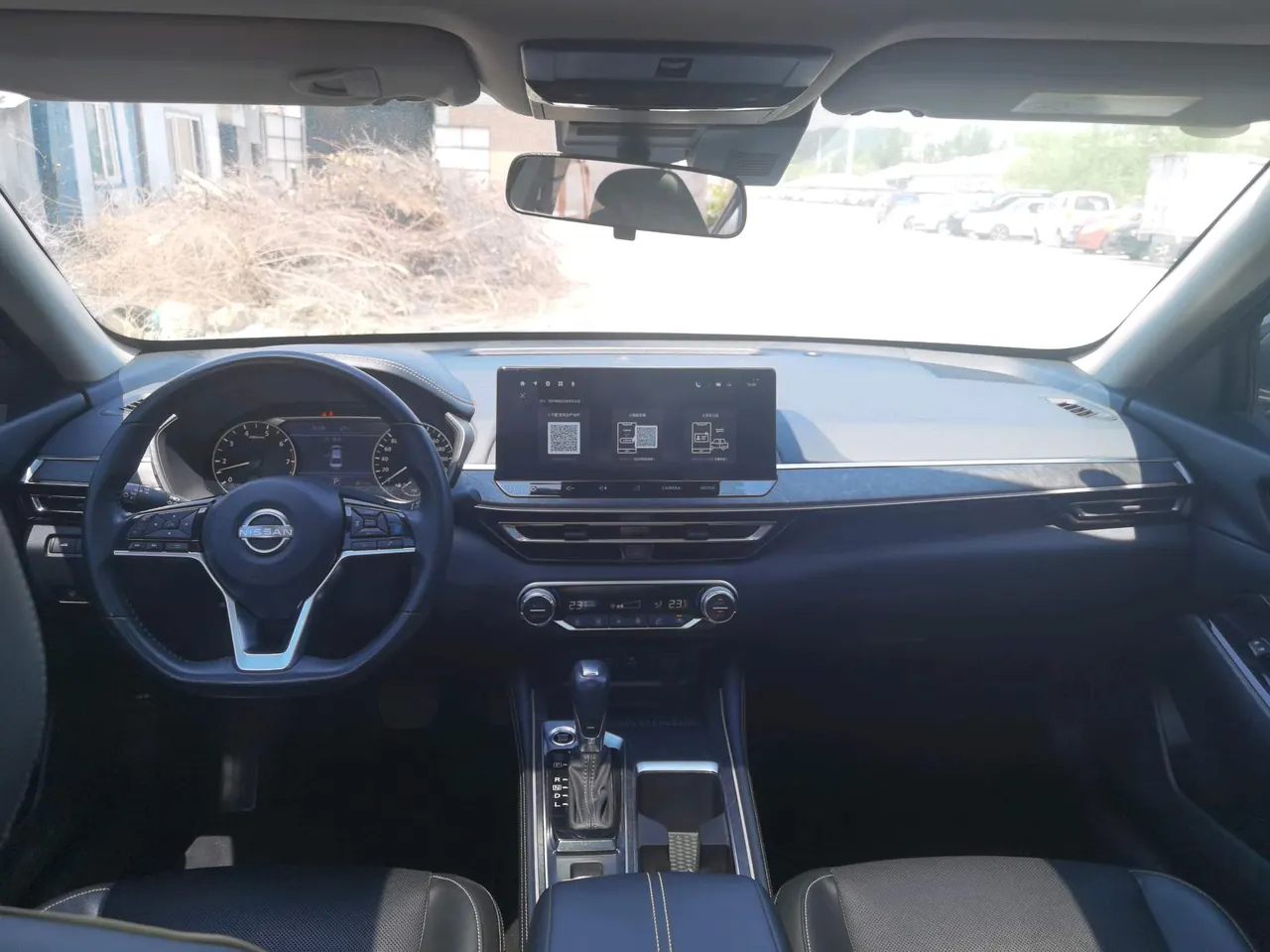 Nissan 2022 Teana 2.0 stepless XL-Upr premium version automatic gear 3