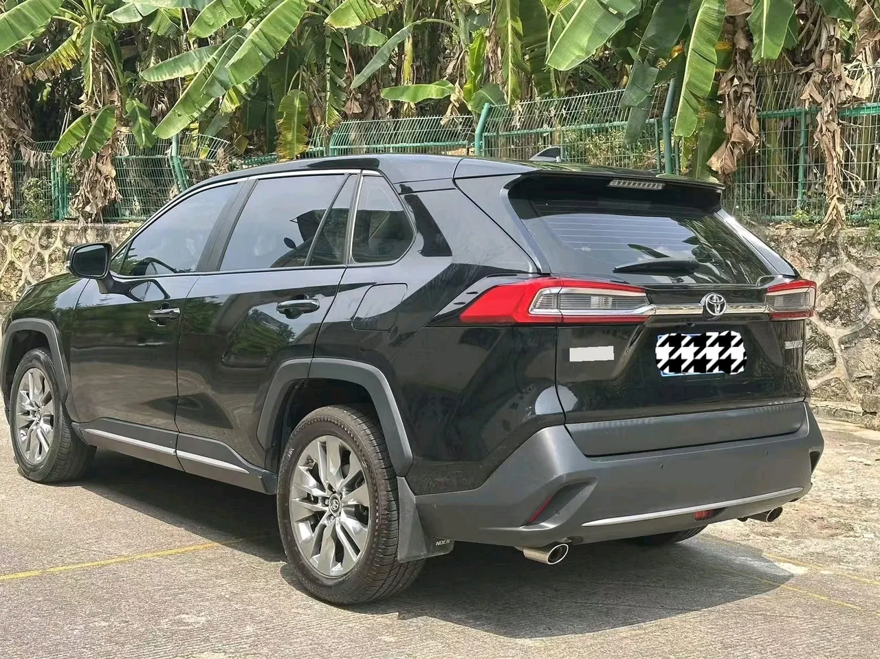Toyota 2022 Willanda 2.0 Stepless Two-Drive Luxury PLUS Edition Automatic Gear 7
