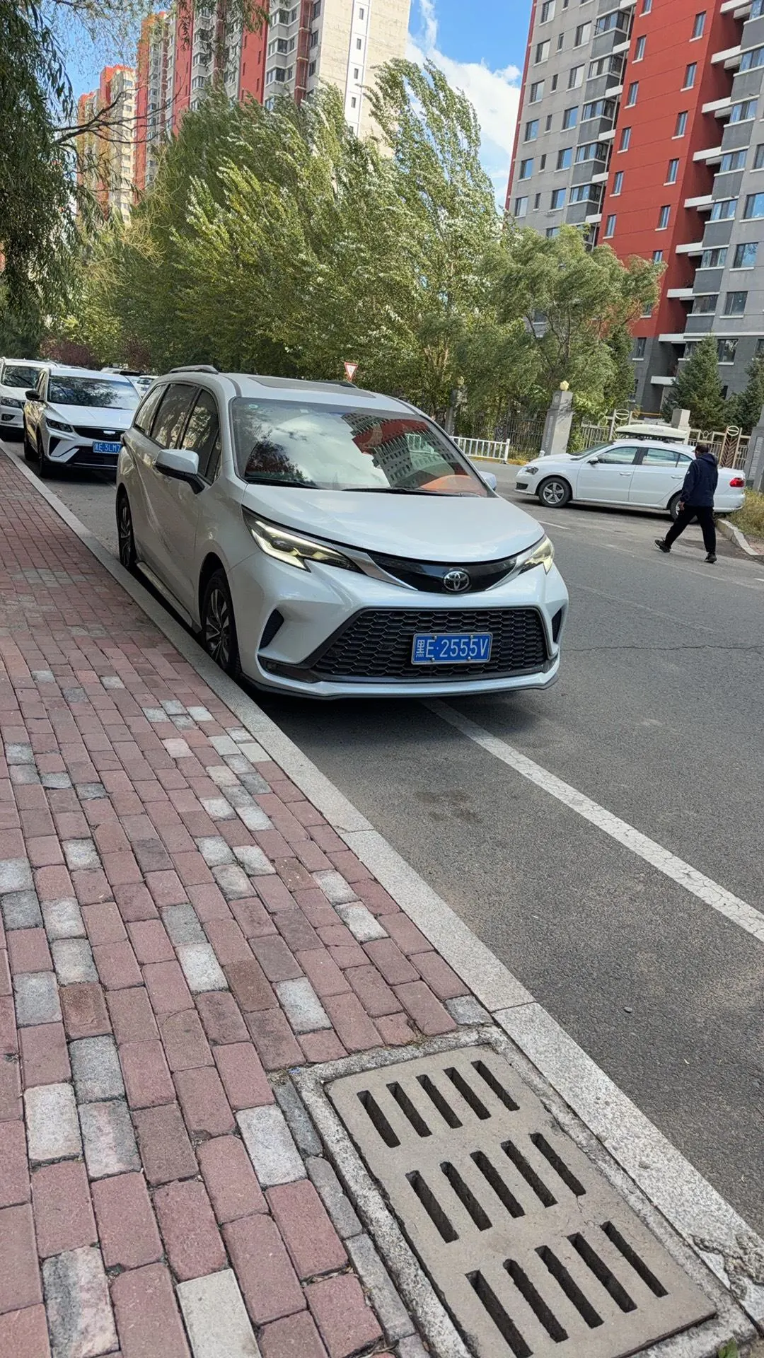 Toyota 2024 Grevia HYBRID 2.5 Stepless Deluxe Edition Automatic Transmission 2