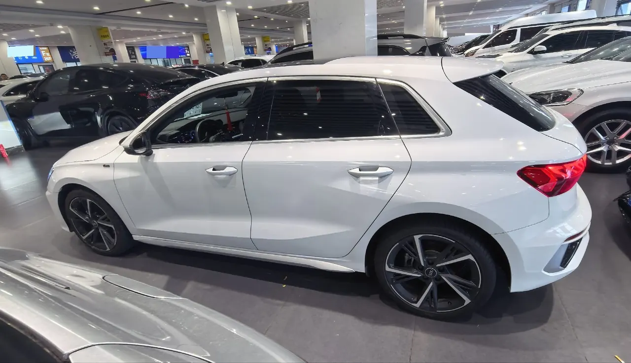 Audi 2024 A3 Sportback 1.4TFSI 35TFSI Fashion Sports Automatic 5