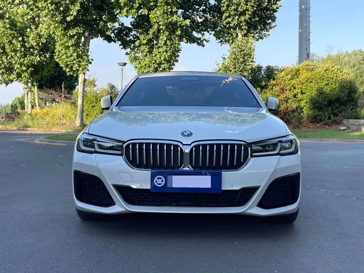 BMW 5 New Energy 2022 535Le 2.0T Pioneer Edition M Sports Suit (Change 3) Automatic Gear 2