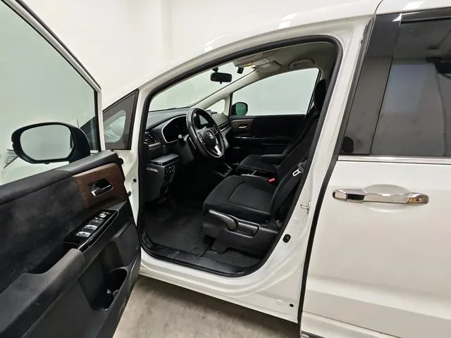 Honda 2024 Odyssey Hybrid 2.0 Stepless Sharp and Pleasant Edition Automatic Gear 5
