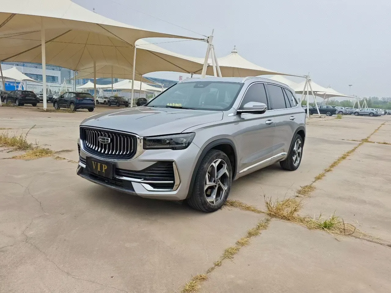 Открыть галерею: Geely 2023 XingyueL (Monjaro) 2.0TD high-power two-wheel drive flagship automatic transmission