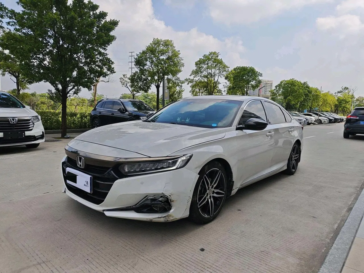 Открыть галерею: Honda 2022 10th Generation Accord 1.5T Stepless 260TURBO Magic Night Premium Edition Automatic Gear