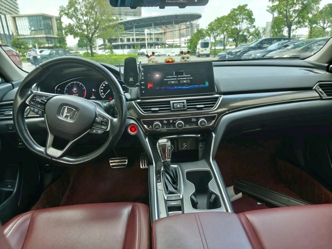Honda 2022 10th Generation Accord 1.5T Stepless 260TURBO Magic Night Premium Edition Automatic Gear 3