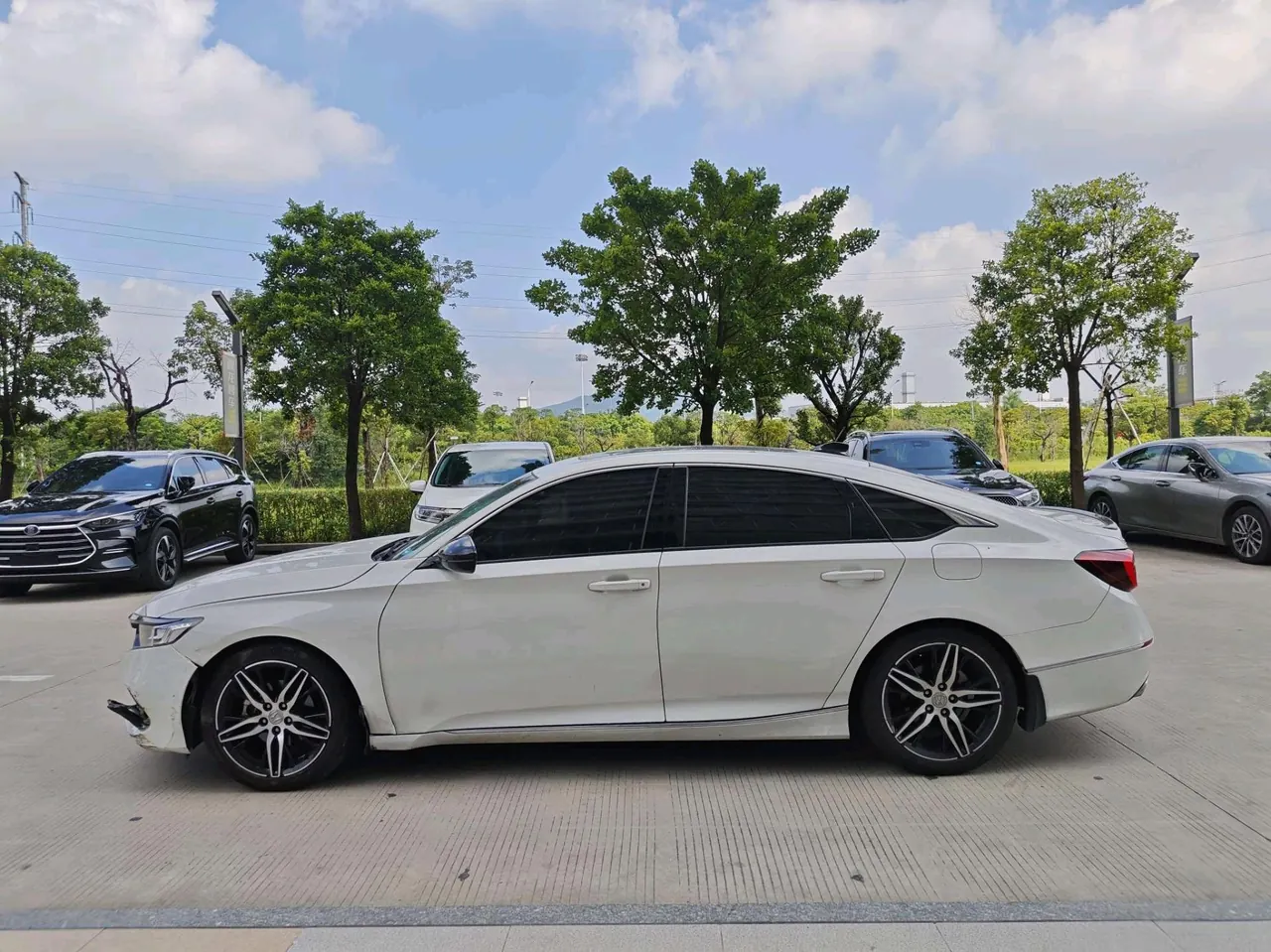 Honda 2022 10th Generation Accord 1.5T Stepless 260TURBO Magic Night Premium Edition Automatic Gear 6