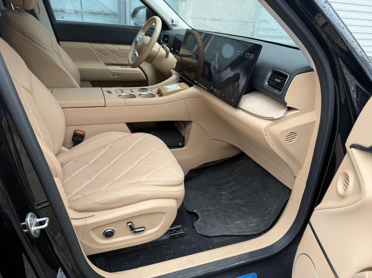 Chery 2026 Fengyun T 11 220 Four-wheel Drive Family Music Automatic Gear 5