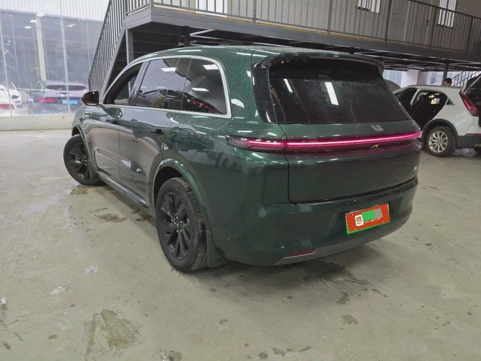 Li 2023 L8 Air automatic gear 4