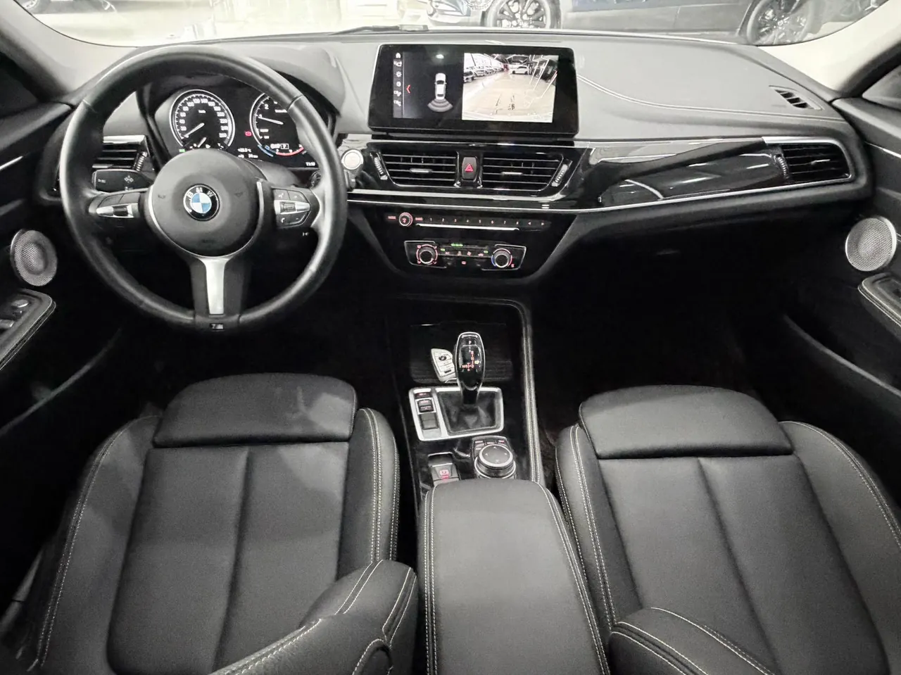 BMW 1 Series 2023 120i 1.5T M Sports Obsidian Yi Edition Automatic Gear 2