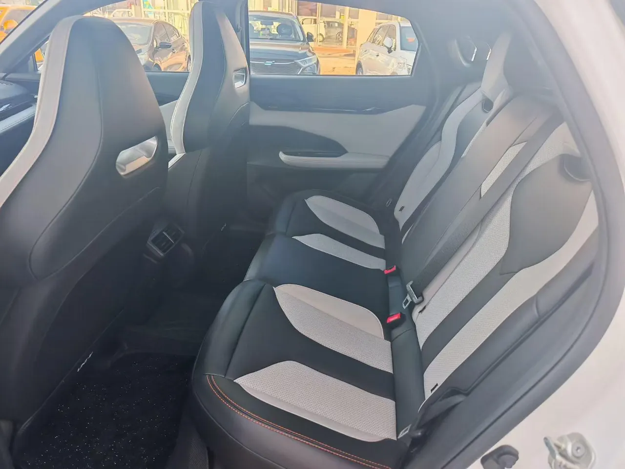 ChangAn 2024 UNI-V Zhidian iDD 1.5 Stepless Blue Whale 136km Zhiku Automatic Gear 8