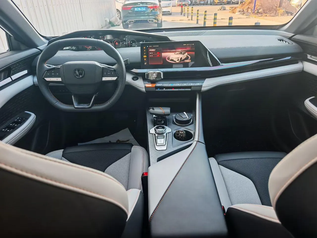 ChangAn 2024 UNI-V Zhidian iDD 1.5 Stepless Blue Whale 136km Zhiku Automatic Gear 9