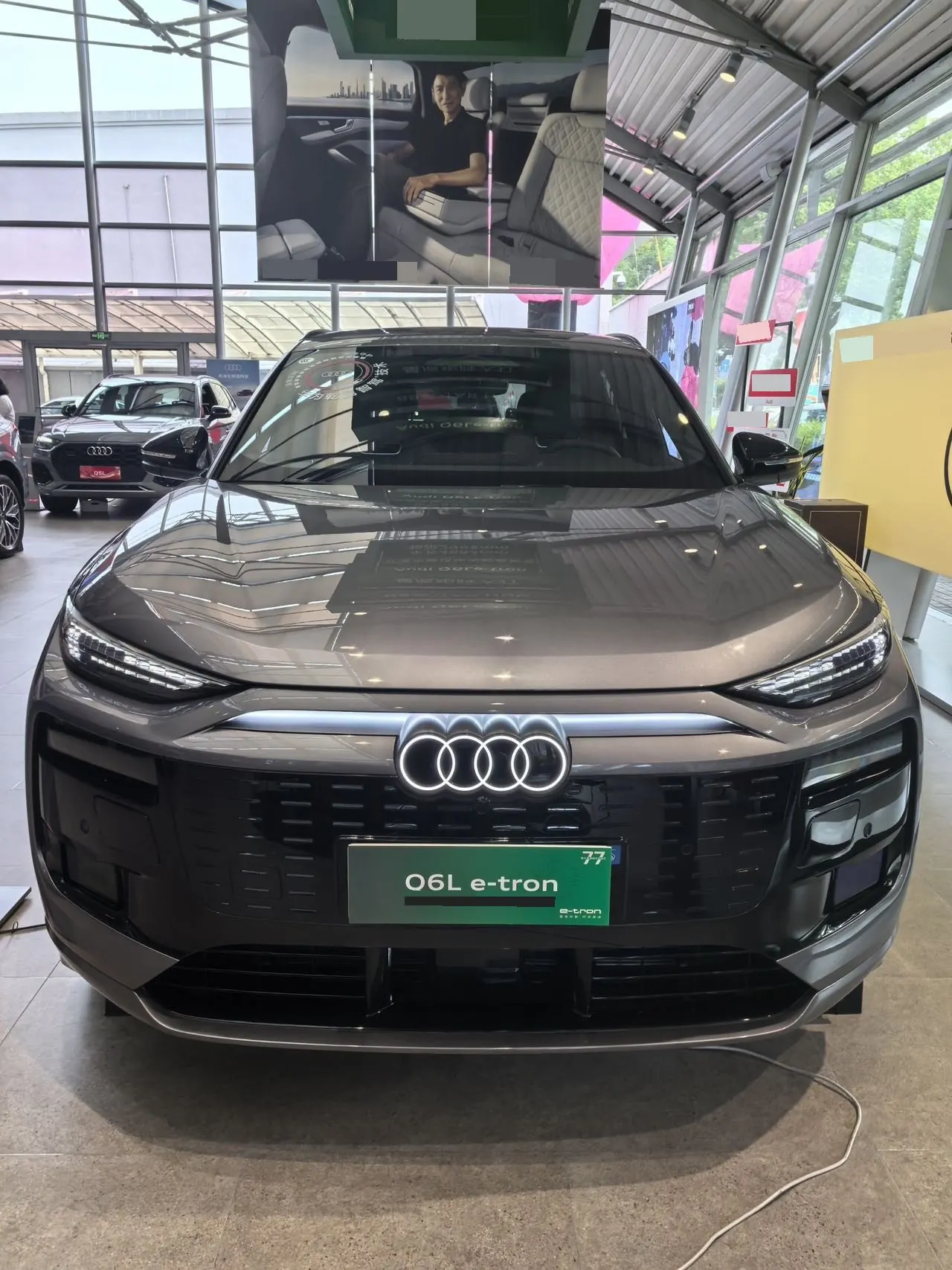 Audi 2025 Q6L e-tron Starter Pilot Edition Automatic Gear 2