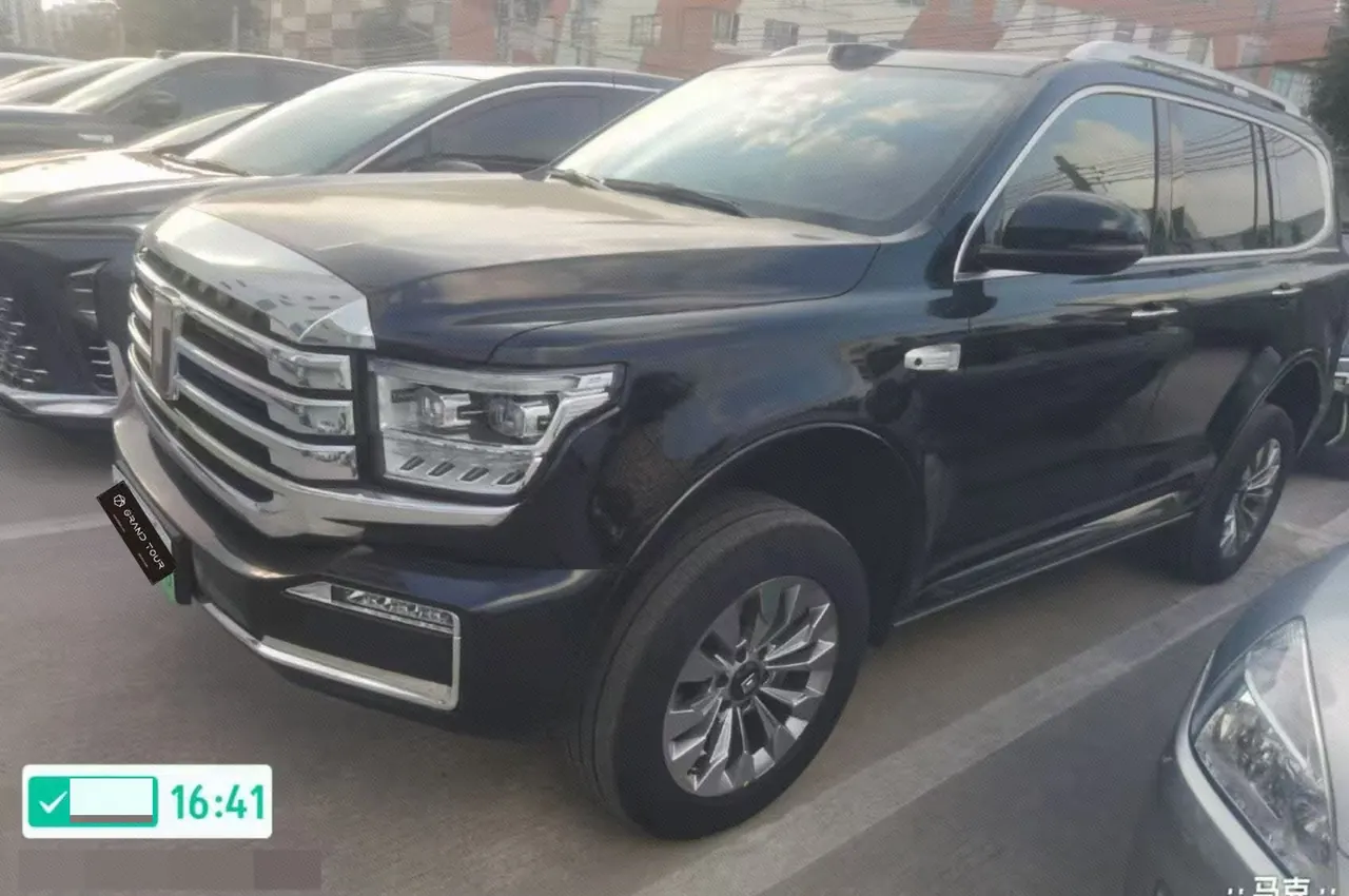 打开图片灯箱:Tank 500 New Energy 2026 Model Tank 500 Hi4-T 2.0T Smart Enjoyment Version Automatic Transmission