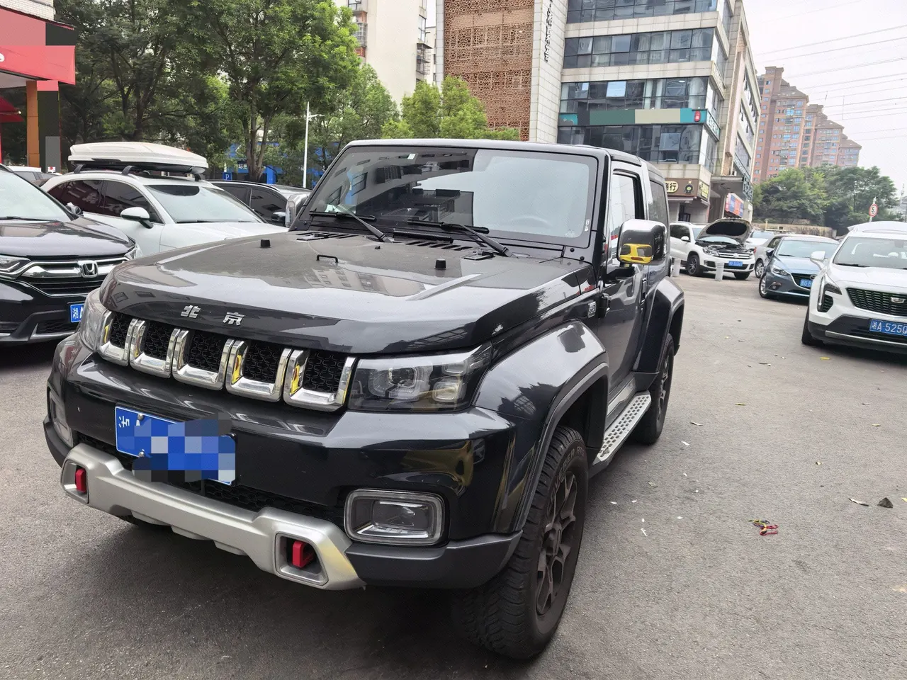 打开图片灯箱:Beijing 2020 BJ40 2.0T 4-wheel drive tribute version chivalrous automatic gear