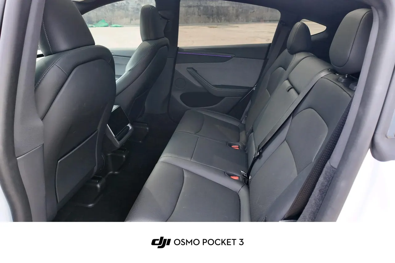 Tesla 2026 Model Y Rear-Wheel-Drive Automatic 9