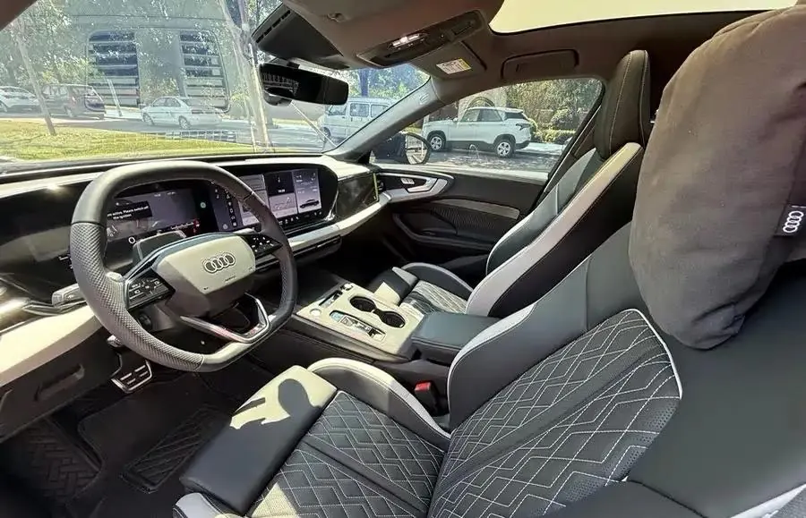 Audi 2026 A5L 2.0T Sport Plus Automatic 3