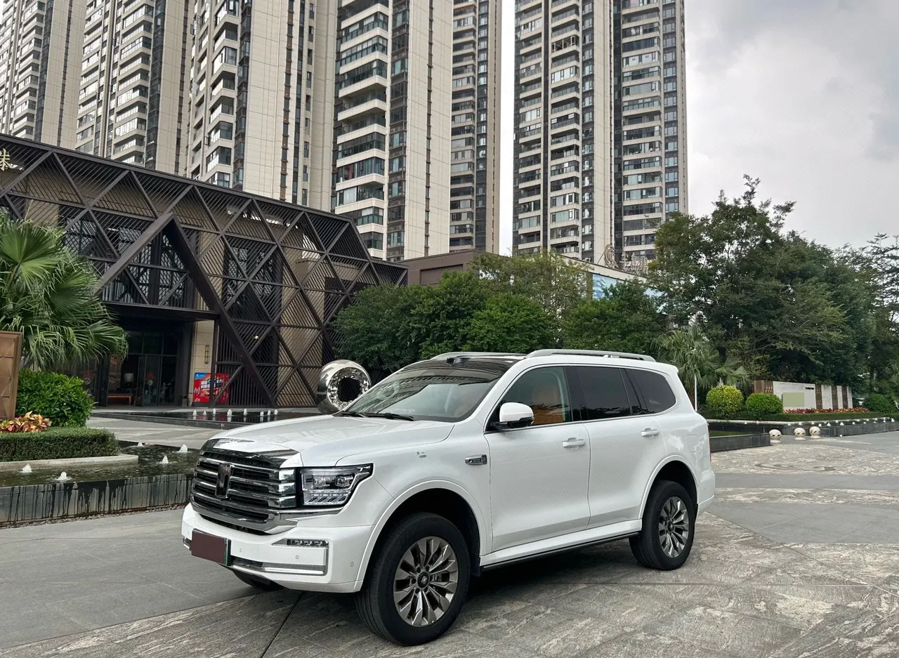 Открыть галерею: Tank 500 New Energy 2026 Model Tank 500 Hi4-T 2.0T Smart Enjoyment Version Automatic Transmission