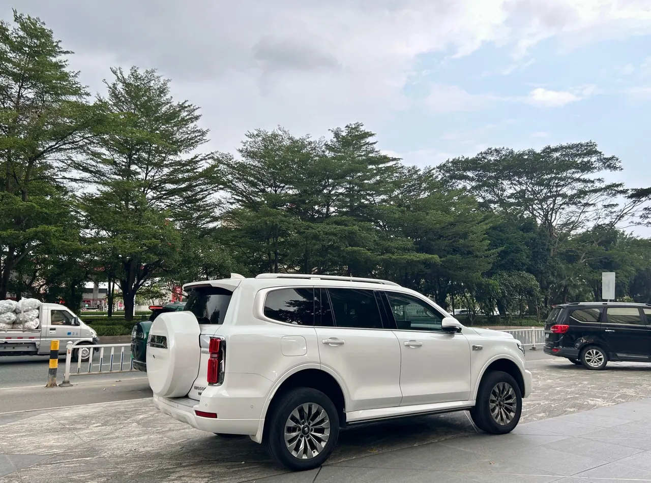 Tank 500 New Energy 2026 Model Tank 500 Hi4-T 2.0T Smart Enjoyment Version Automatic Transmission 9
