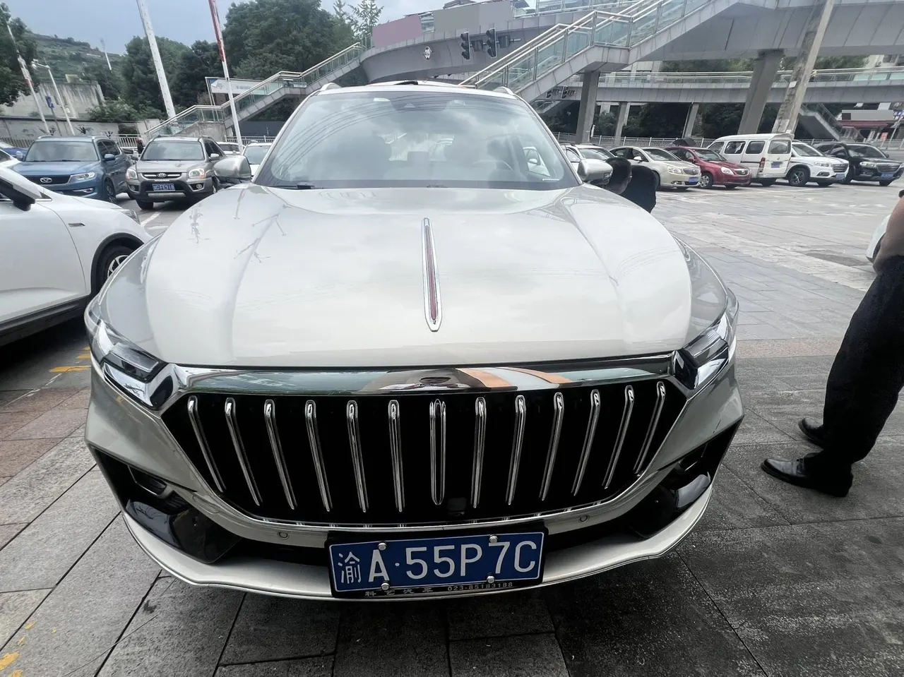 HongQi 2022 HS5 2.0T 4-wheel drive smart flag-sharing version automatic gear 2