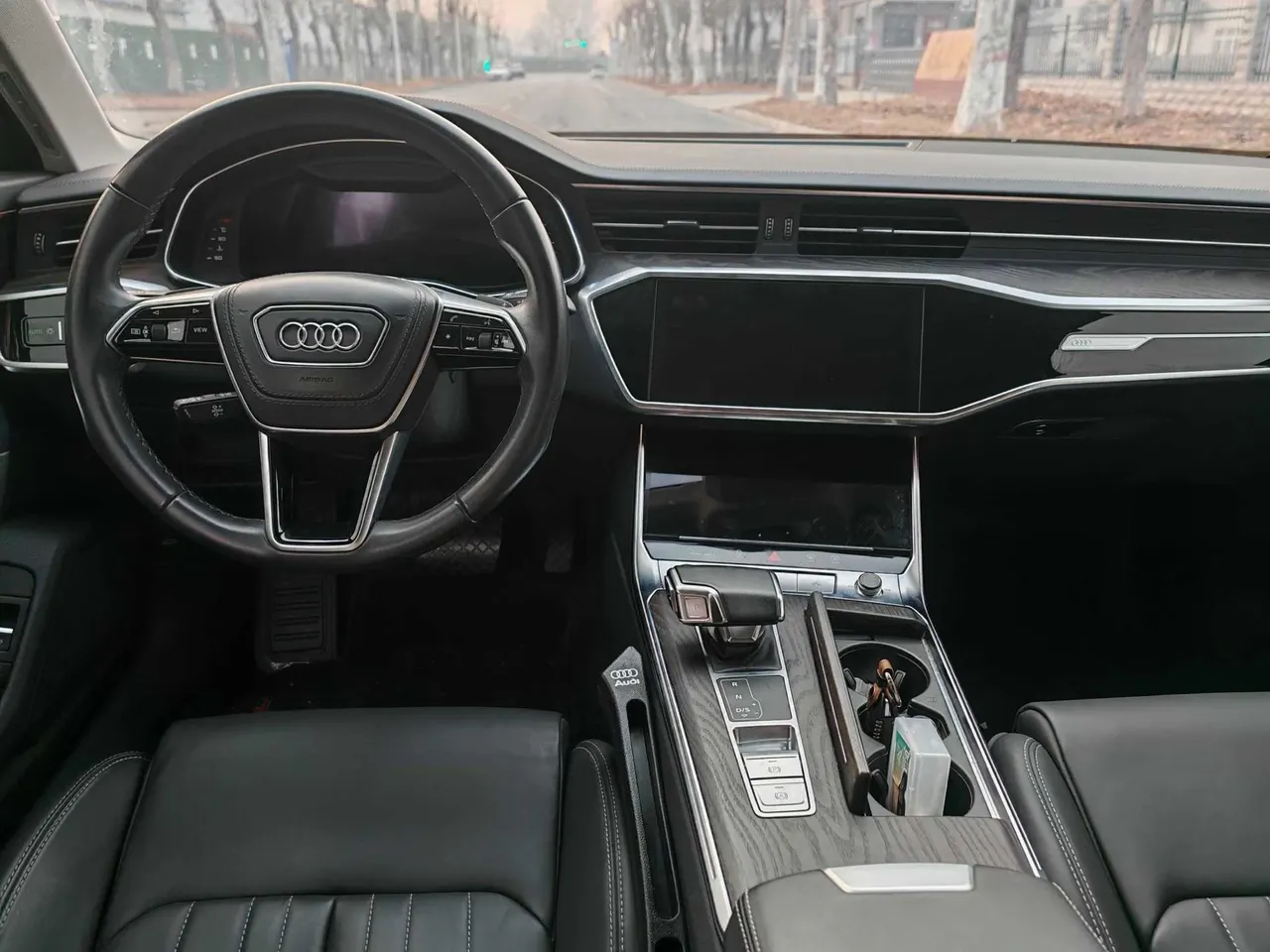 Audi 2024 A6L 2.0TFSI 45TFSI Zhenzhiya Automatic Gear 4