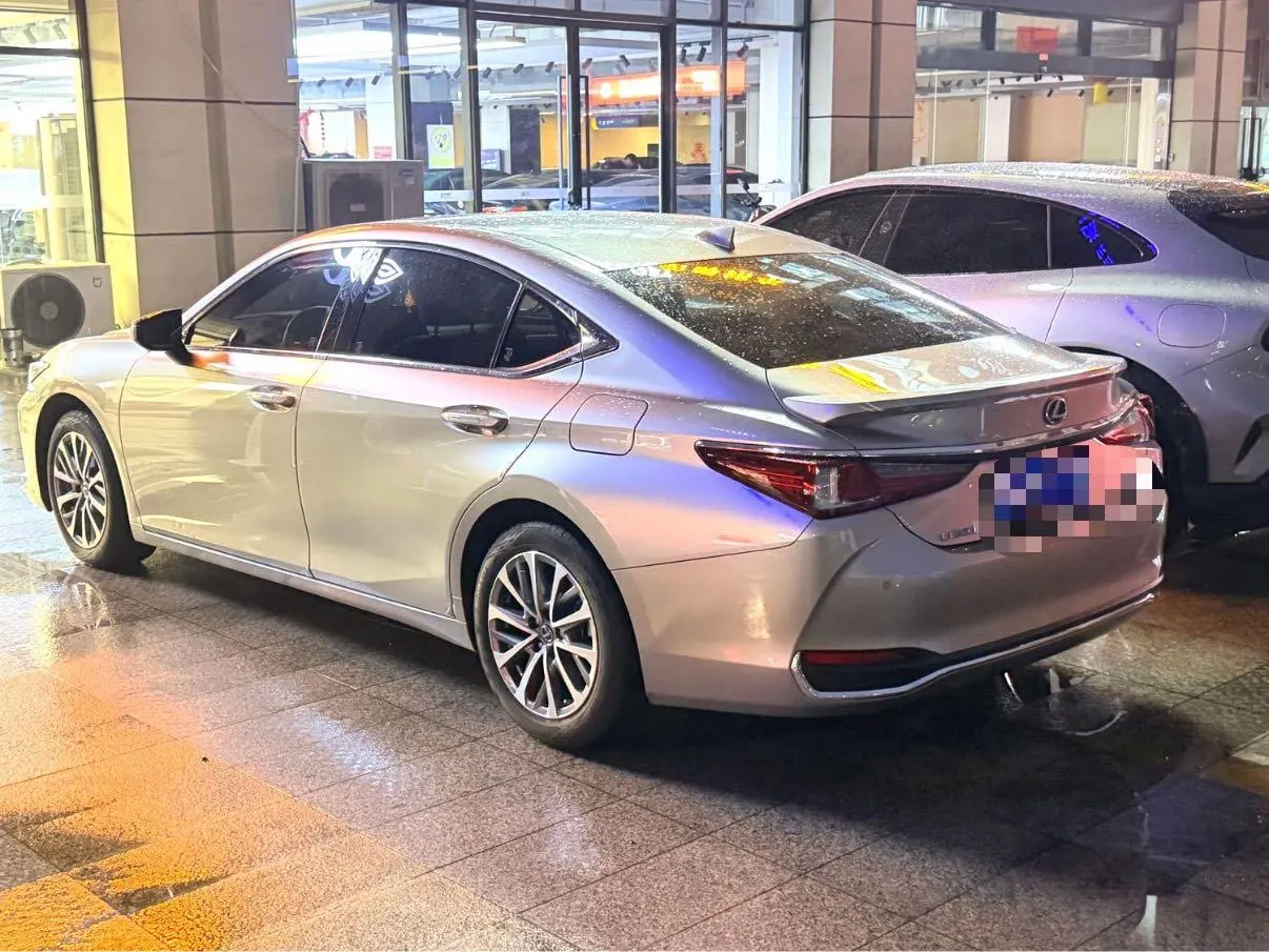 Lexus ES (Imported) 2024 ES200 2.0 Stepless Edition Automatic Gear 4