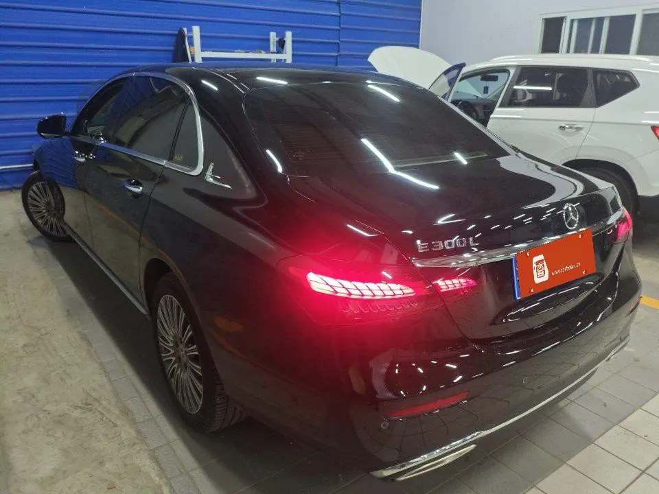 Mercedes Benz E Class 2022 E 300 L 2.0T Luxury (Change 2) Automatic Gear 3