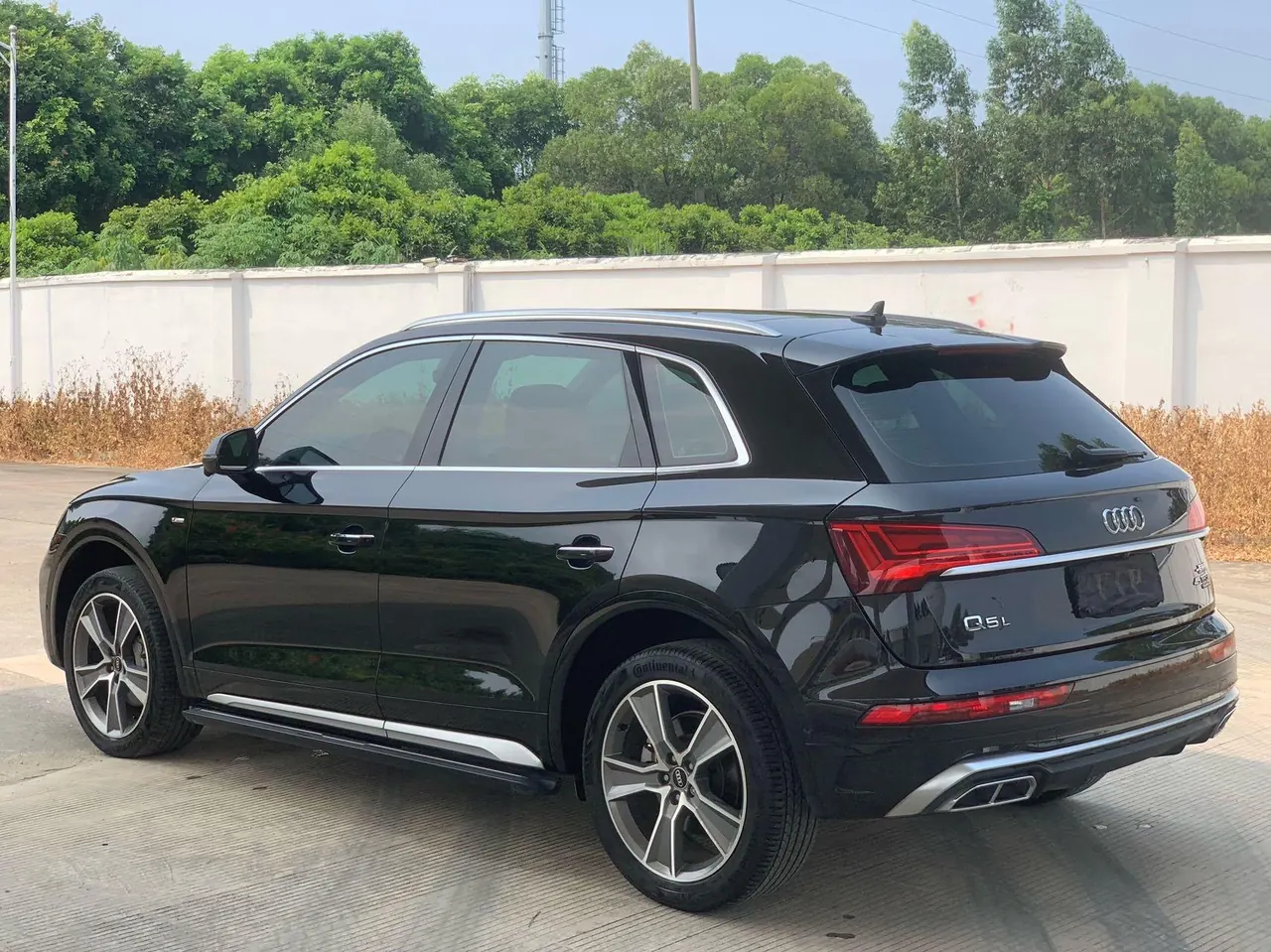 Audi 2022 Q5L 2.0TFSI 45TFSI luxury dynamic automatic transmission 9