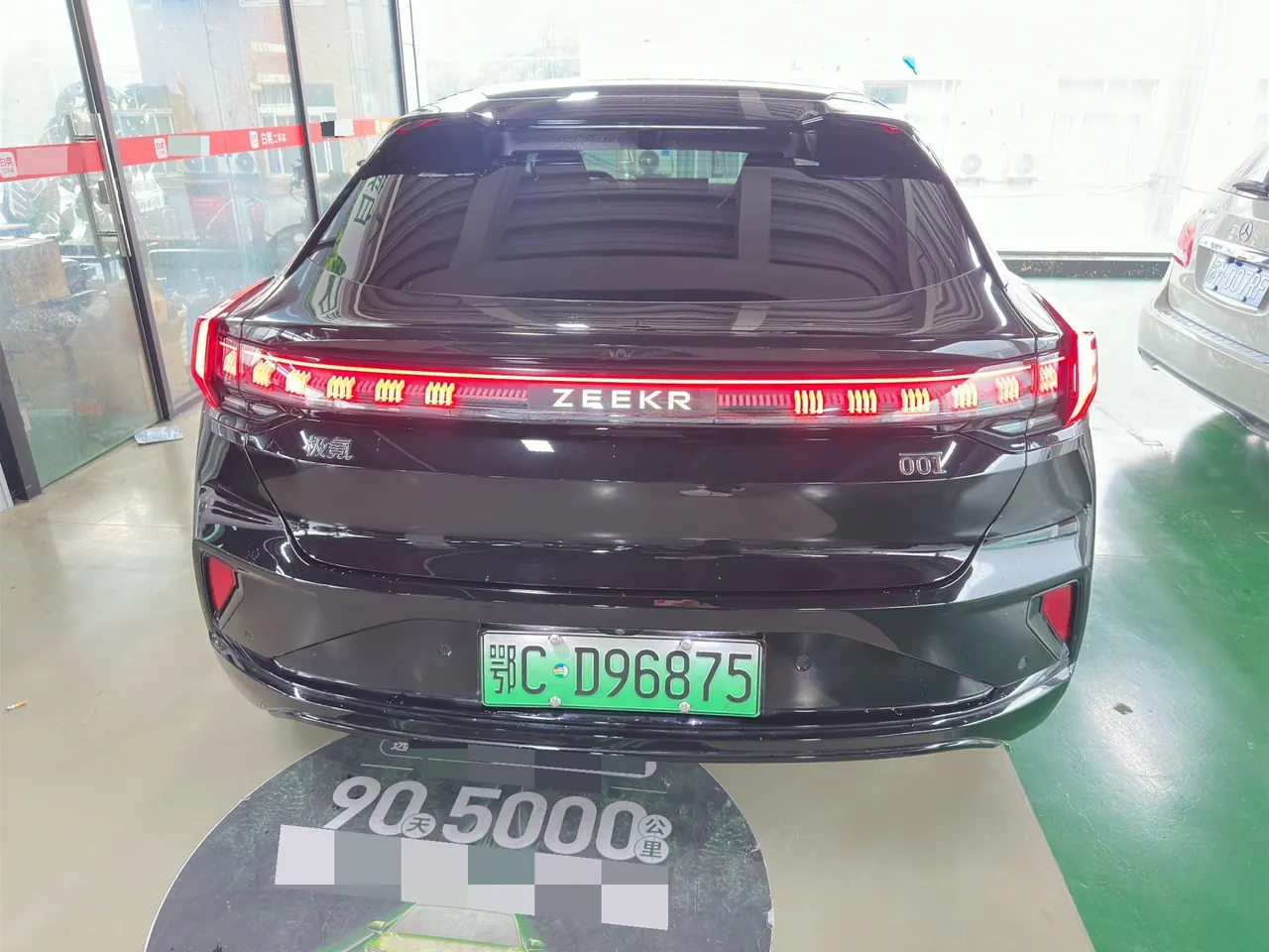 Zeekr 2024 Zeekr 001 WE Edition 95kWh Four-wheel Drive Automatic 8
