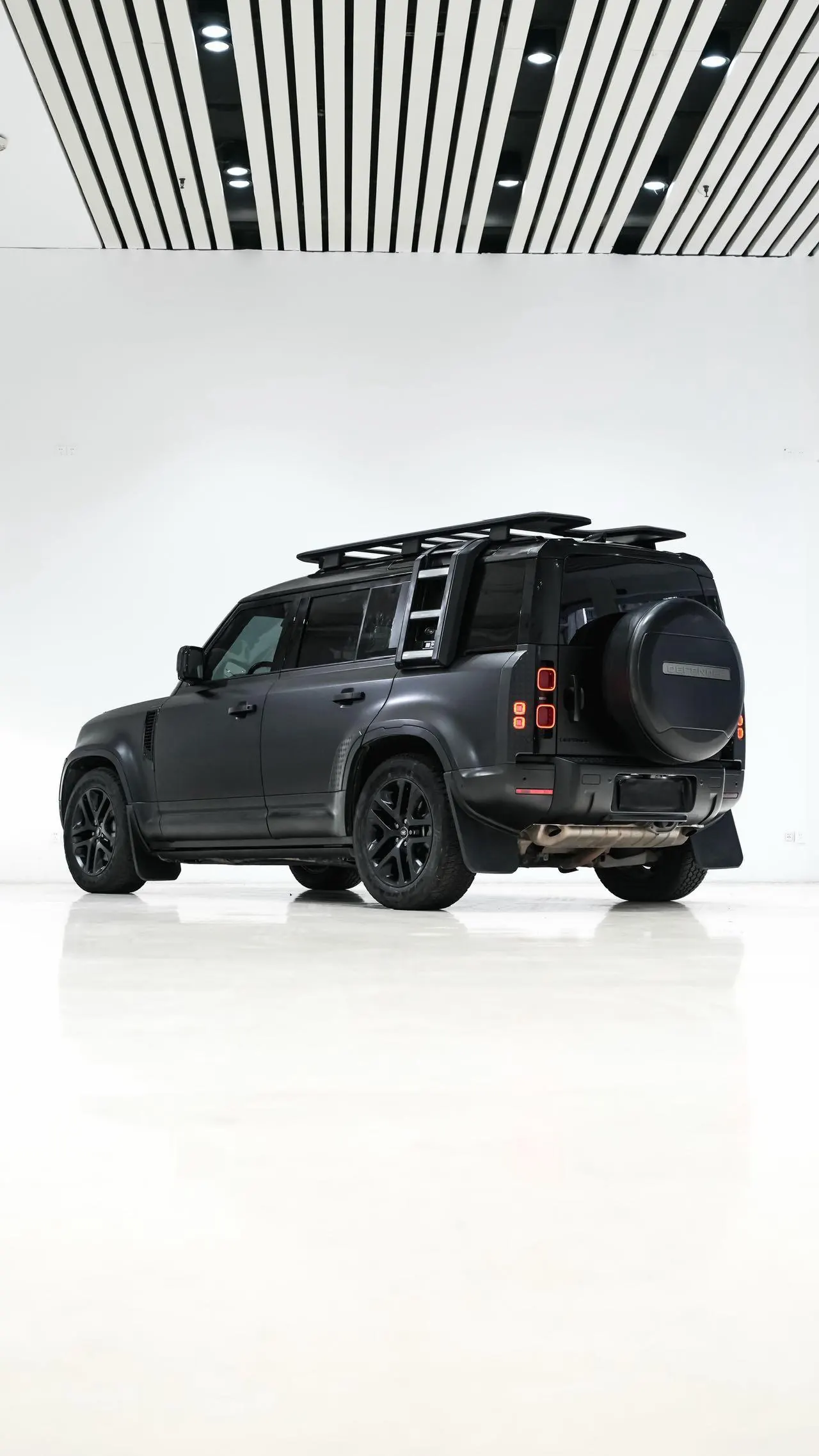 Land Rover Guard (Imported) 2022 Guard 110 48V 3.0T P400 Diablo Special Edition Automatic Gear 4
