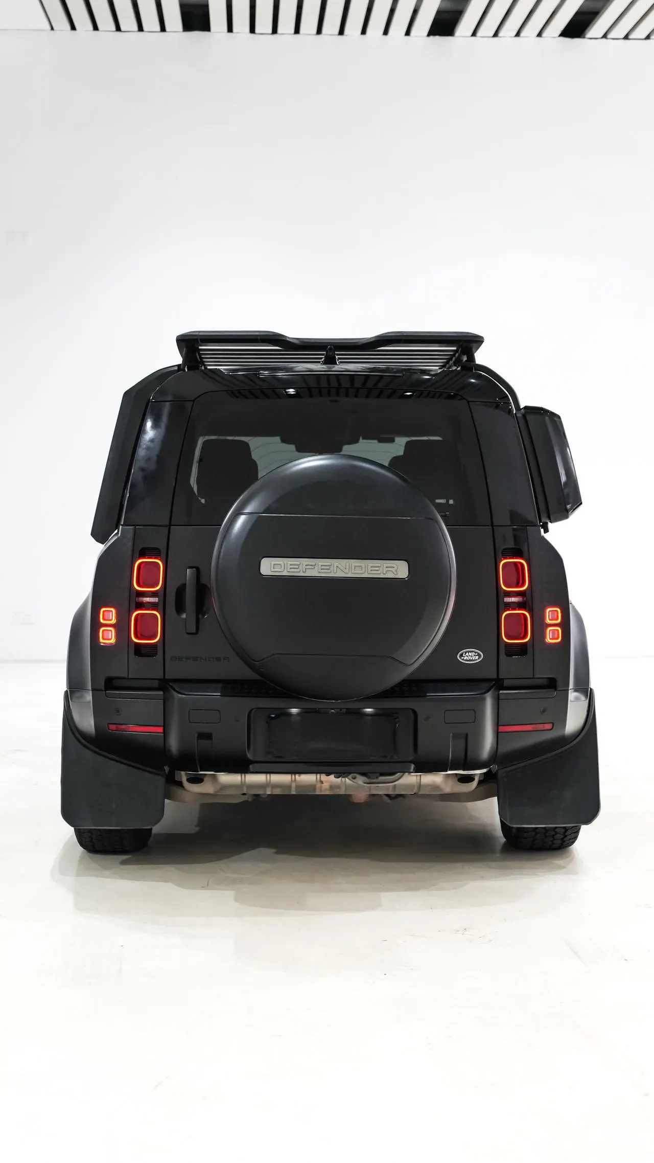Land Rover Guard (Imported) 2022 Guard 110 48V 3.0T P400 Diablo Special Edition Automatic Gear 5