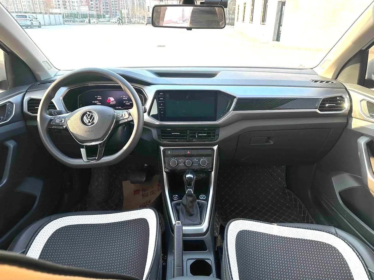 Volkswagen 2022 T-Cross (Tujia) 1.4TSI 280TSI Comfort Edition Automatic Gear 6