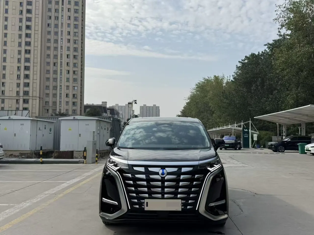 Denza 2022 Denza D9 DM-i 1.5T stepless 970 four-wheel drive flagship automatic gear 2