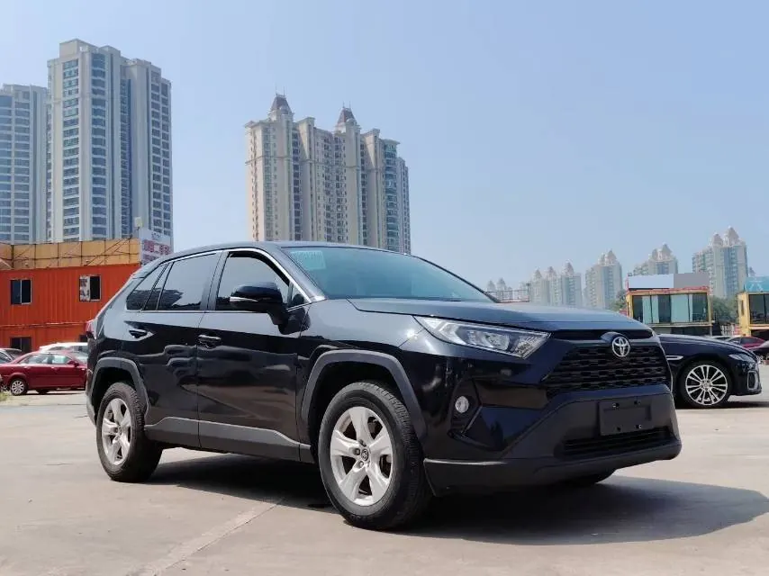 Toyota 2022 RAV4 Rongbo 2.0 Stepless Two-Drive City Edition Automatic Gear 3