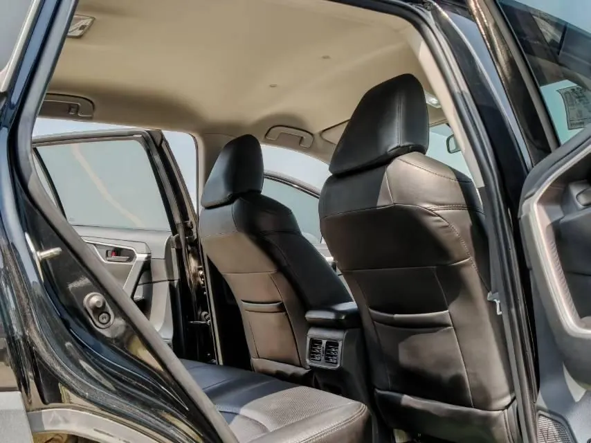 Toyota 2022 RAV4 Rongbo 2.0 Stepless Two-Drive City Edition Automatic Gear 9