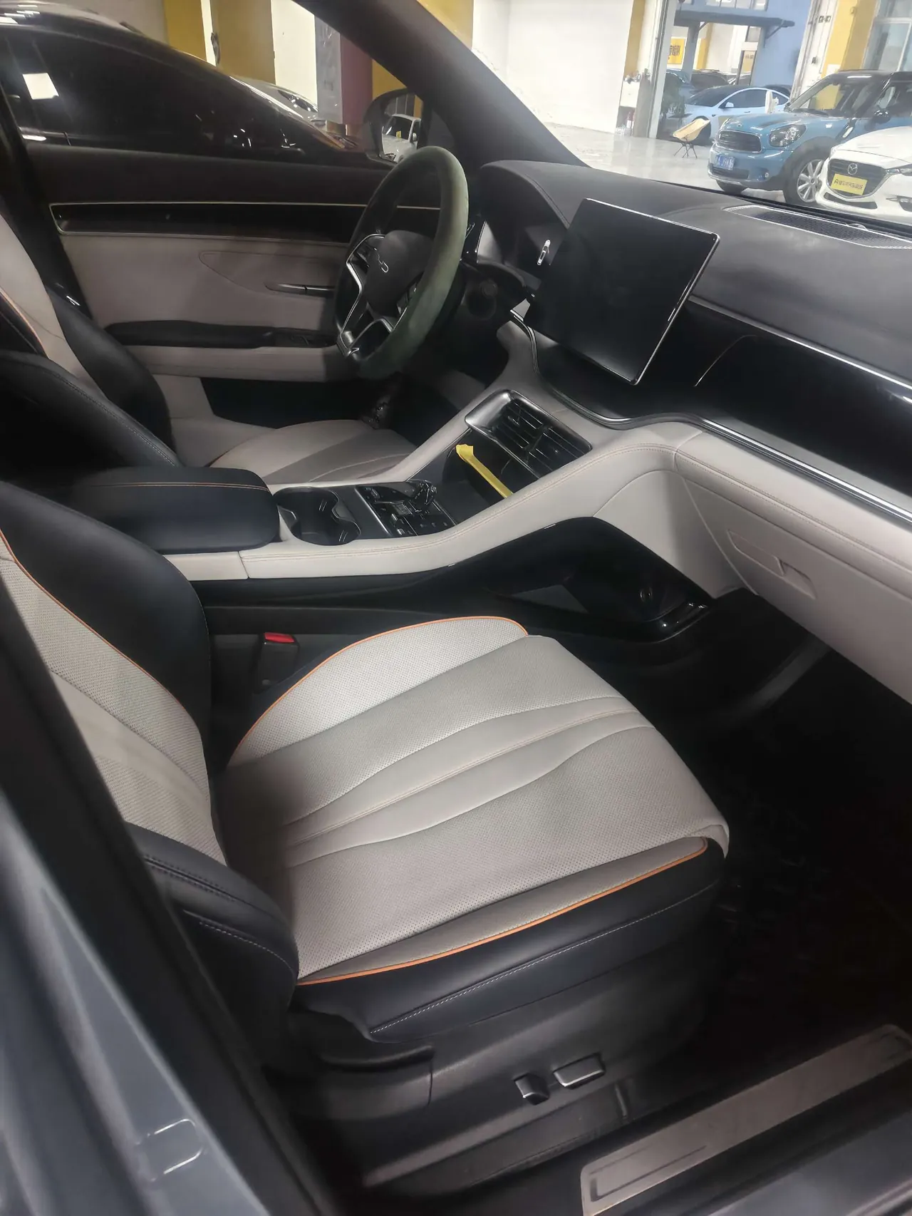 BYD 2023 Song PLUS DM-i 1.5 Stepless Champion Edition 150KM Flagship PLUS Automatic Gear 3